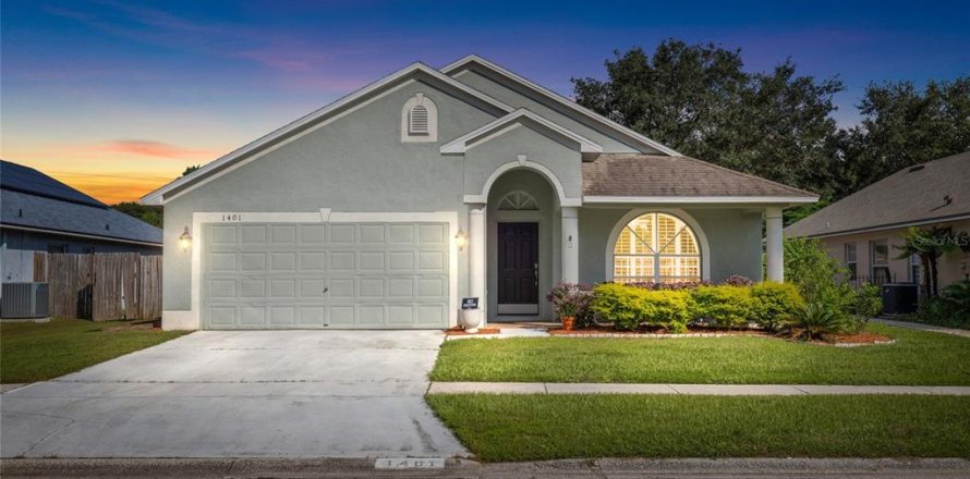 Villa ou maison à Seffner, Floride 4 chambres, 172.33 m2 № 2419251