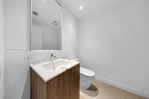 Снять в аренду кондоминиум в Майами-Бич, Флорида 1 спальня, 81.29м2, № 2034699 - фото 27