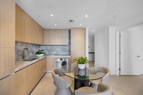 Снять в аренду кондоминиум в Майами-Бич, Флорида 1 спальня, 81.29м2, № 2034699 - фото 9