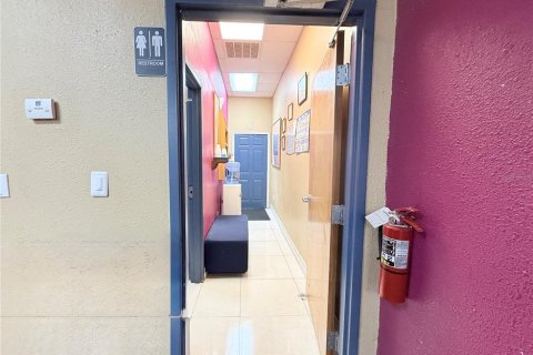 Immobilier commercial à vendre à Apopka, Floride: 148.64 m2 № 2419733 - photo 7