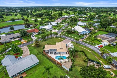 Villa ou maison à vendre à Port St. Lucie, Floride: 3 chambres, 176.51 m2 № 2407910 - photo 24