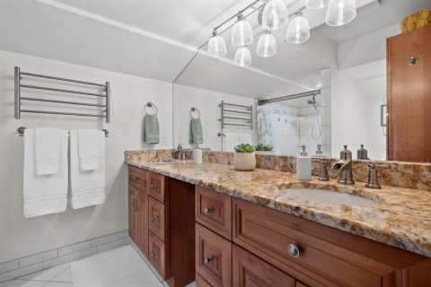 Villa ou maison à vendre à Port St. Lucie, Floride: 3 chambres, 176.51 m2 № 2407910 - photo 11