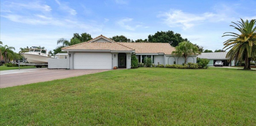 Villa ou maison à Port St. Lucie, Floride 3 chambres, 176.51 m2 № 2407910