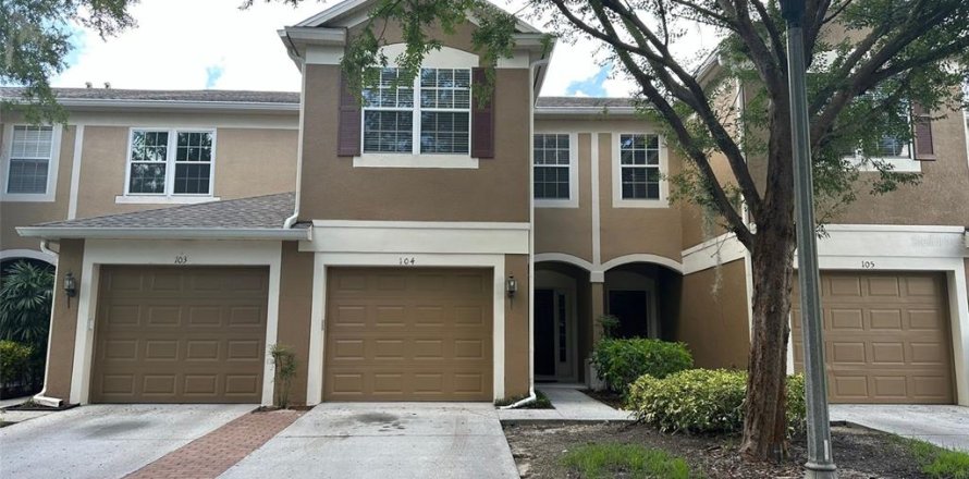 Townhouse in Orlando, Florida 3 bedrooms, 156.26 sq.m. № 2394369