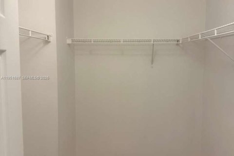 Copropriété à louer à West Palm Beach, Floride: 3 chambres, 120.77 m2 № 2006263 - photo 5