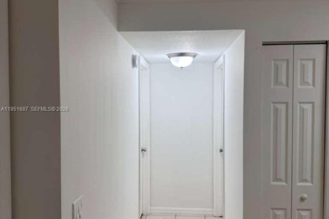 Copropriété à louer à West Palm Beach, Floride: 3 chambres, 120.77 m2 № 2006263 - photo 15