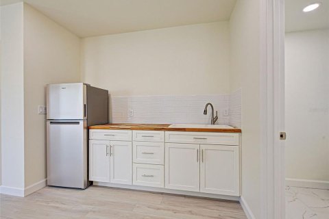 Купить виллу или дом в Пласида, Флорида 13 комнат, 283.91м2, № 2214649 - фото 10
