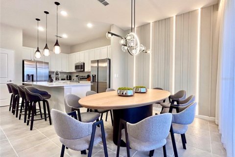 Villa ou maison à vendre à Orlando, Floride: 8 chambres, 303.42 m2 № 2150763 - photo 10