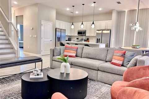 Villa ou maison à vendre à Orlando, Floride: 8 chambres, 303.42 m2 № 2150763 - photo 8