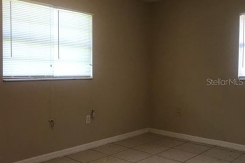 Villa ou maison à louer à Orlando, Floride: 3 chambres, 97.55 m2 № 2429430 - photo 2