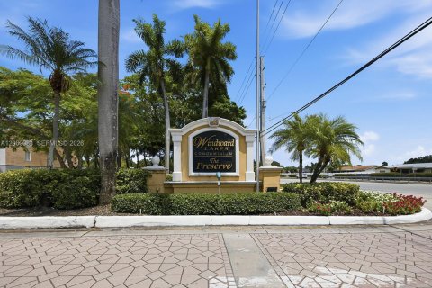 Condo in Pompano Beach, Florida, 2 bedrooms № 2249806 - photo 19