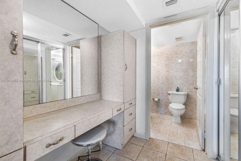 Copropriété à vendre à Miami Beach, Floride: 1 chambre, 88.81 m2 № 2015712 - photo 14