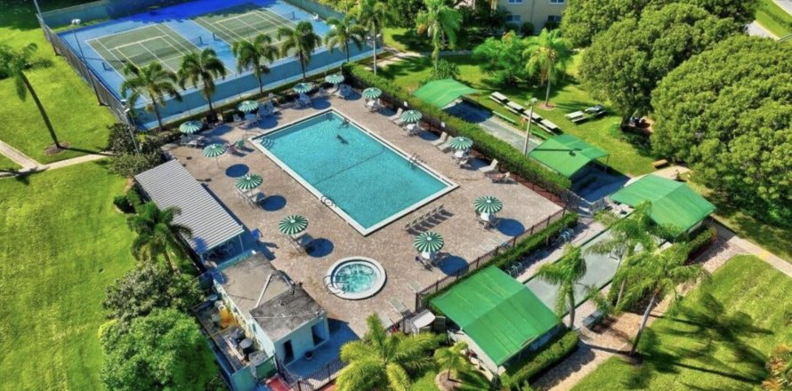 Condo à Boynton Beach, Floride, 2 chambres № 2077798