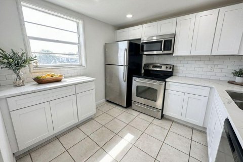 Copropriété à vendre à Boynton Beach, Floride: 2 chambres, 91.23 m2 № 2077798 - photo 5
