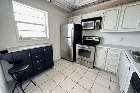 Copropriété à vendre à Boynton Beach, Floride: 2 chambres, 91.23 m2 № 2077798 - photo 4
