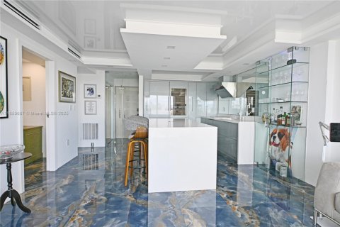 Condominio en venta en Miami Beach, Florida, 1 dormitorio, 61.22 m2 № 1888319 - foto 4