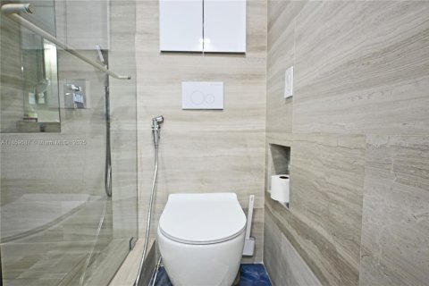 Condominio en venta en Miami Beach, Florida, 1 dormitorio, 61.22 m2 № 1888319 - foto 27