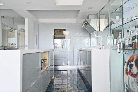 Condominio en venta en Miami Beach, Florida, 1 dormitorio, 61.22 m2 № 1888319 - foto 25