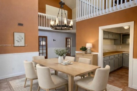 House in Hobe Sound, Florida 4 bedrooms, 214.98 sq.m. № 2041392 - photo 5