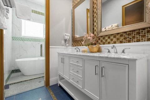 Купить виллу или дом в Дэвенпорт, Флорида 7 комнат, 1328.22м2, № 1784461 - фото 16