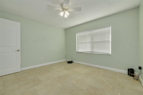 Immobilier commercial à vendre à Madeira Beach, Floride: 6 chambres, 314.01 m2 № 2322643 - photo 23