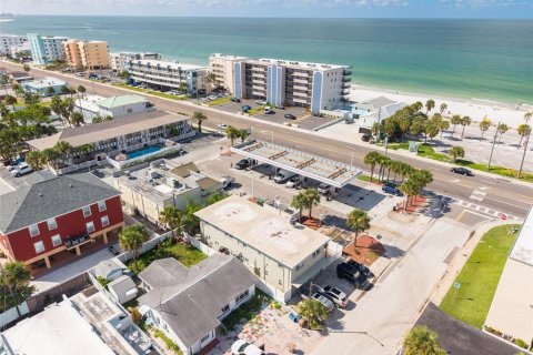 Immobilier commercial à vendre à Madeira Beach, Floride: 6 chambres, 314.01 m2 № 2322643 - photo 5