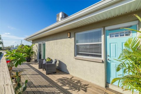 Immobilier commercial à vendre à Madeira Beach, Floride: 6 chambres, 314.01 m2 № 2322643 - photo 18