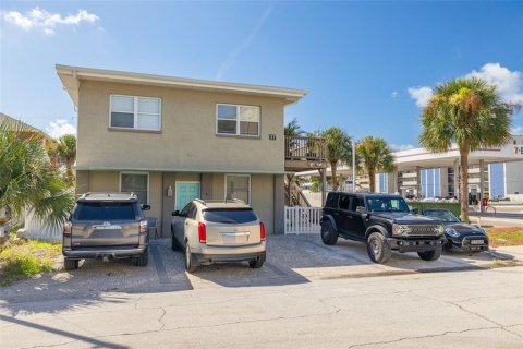 Immobilier commercial à Madeira Beach, Floride 6 chambres, 314.01 m2 № 2322643