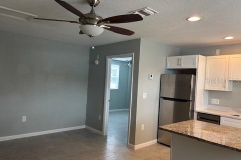 Immobilier commercial à vendre à Madeira Beach, Floride: 6 chambres, 314.01 m2 № 2322643 - photo 29