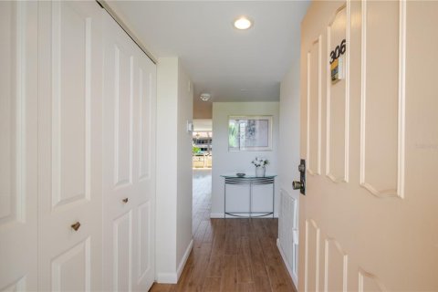 Condominio en venta en Sarasota, Florida, 2 dormitorios, 128.86 m2 № 2223617 - foto 9