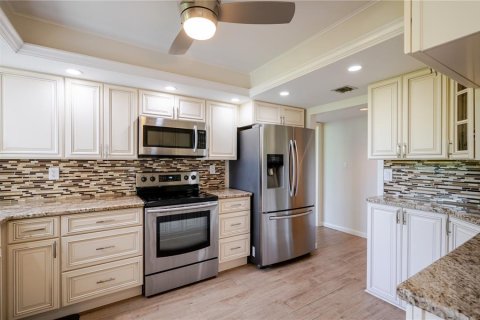 Condominio en venta en Sarasota, Florida, 2 dormitorios, 128.86 m2 № 2223617 - foto 17