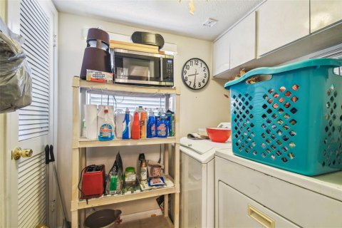 Condominio en venta en Port Richey, Florida, 2 dormitorios, 117.43 m2 № 1543042 - foto 13