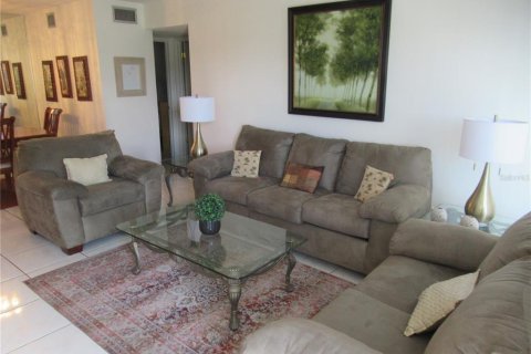 Condominio en alquiler en Clearwater, Florida, 2 dormitorios, 102.19 m2 № 2151245 - foto 5