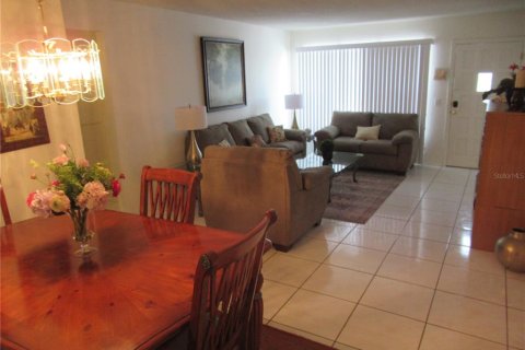 Condominio en alquiler en Clearwater, Florida, 2 dormitorios, 102.19 m2 № 2151245 - foto 11