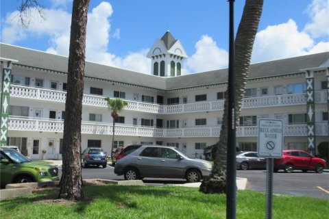 Condominio en Clearwater, Florida, 2 dormitorios  № 2151245