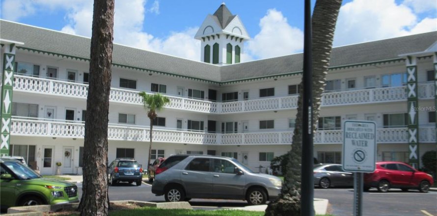 Condominio en Clearwater, Florida, 2 dormitorios  № 2151245