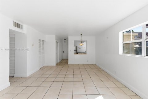 Купить кондоминиум в Пайнкрест, Флорида 1 спальня, 65.03м2, № 2025750 - фото 6