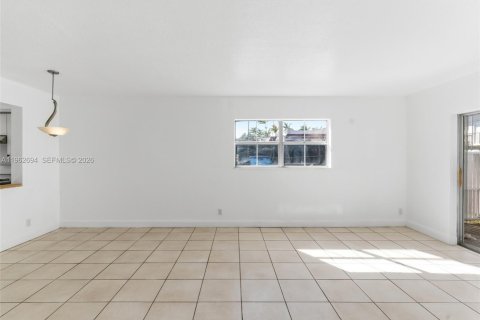 Купить кондоминиум в Пайнкрест, Флорида 1 спальня, 65.03м2, № 2025750 - фото 8