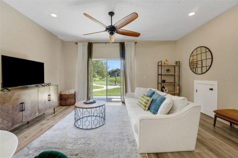 Townhouse in Sanford, Florida 3 bedrooms, 130.9 sq.m. № 2210234 - photo 5