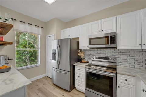 Townhouse in Sanford, Florida 3 bedrooms, 130.9 sq.m. № 2210234 - photo 7