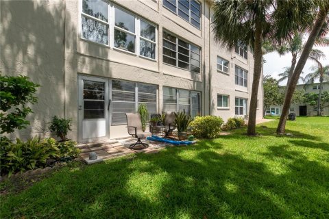 Condo in Dunedin, Florida, 2 bedrooms  № 1877446 - photo 5