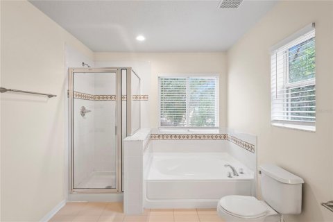 Casa en venta en Wesley Chapel, Florida, 5 dormitorios, 322.74 m2 № 1792691 - foto 15