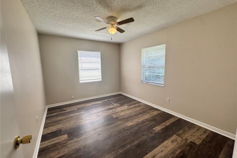 Appartement à louer à Leesburg, Floride: 3 chambres, 74.32 m2 № 2104723 - photo 8