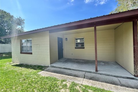 Appartement à Leesburg, Floride 3 chambres, 74.32 m2 № 2104723