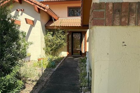 Снять в аренду виллу или дом в Палм-Кост, Флорида 3 комнаты, 154.68м2, № 1578500 - фото 2