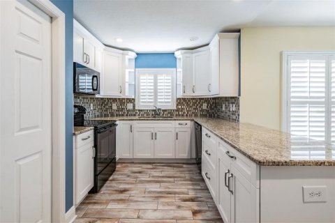 Casa en venta en San Antonio, Florida, 2 dormitorios, 129.88 m2 № 1560256 - foto 13