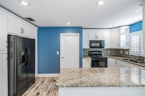 Casa en venta en San Antonio, Florida, 2 dormitorios, 129.88 m2 № 1560256 - foto 23