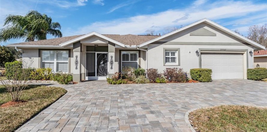 Casa en San Antonio, Florida 2 dormitorios, 129.88 m2 № 1560256