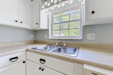Villa ou maison à vendre à Ocala, Floride: 3 chambres, 114.27 m2 № 2229101 - photo 11