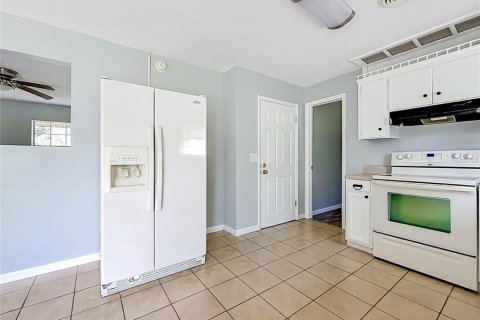 Villa ou maison à vendre à Ocala, Floride: 3 chambres, 114.27 m2 № 2229101 - photo 9